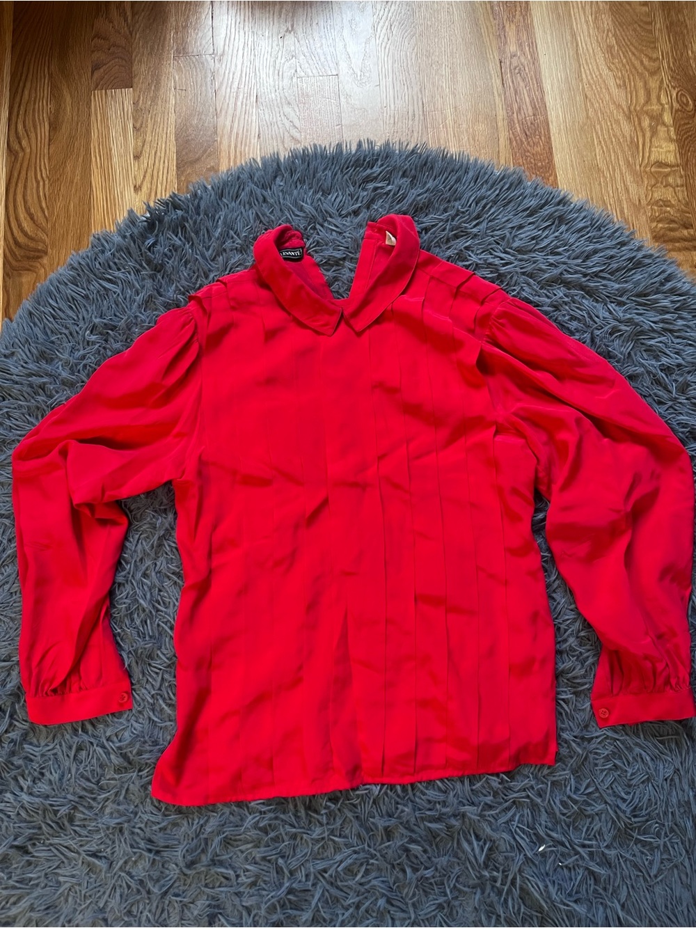 Vintage Levante Red Pleated Collar 100% Silk Blouse Size 6